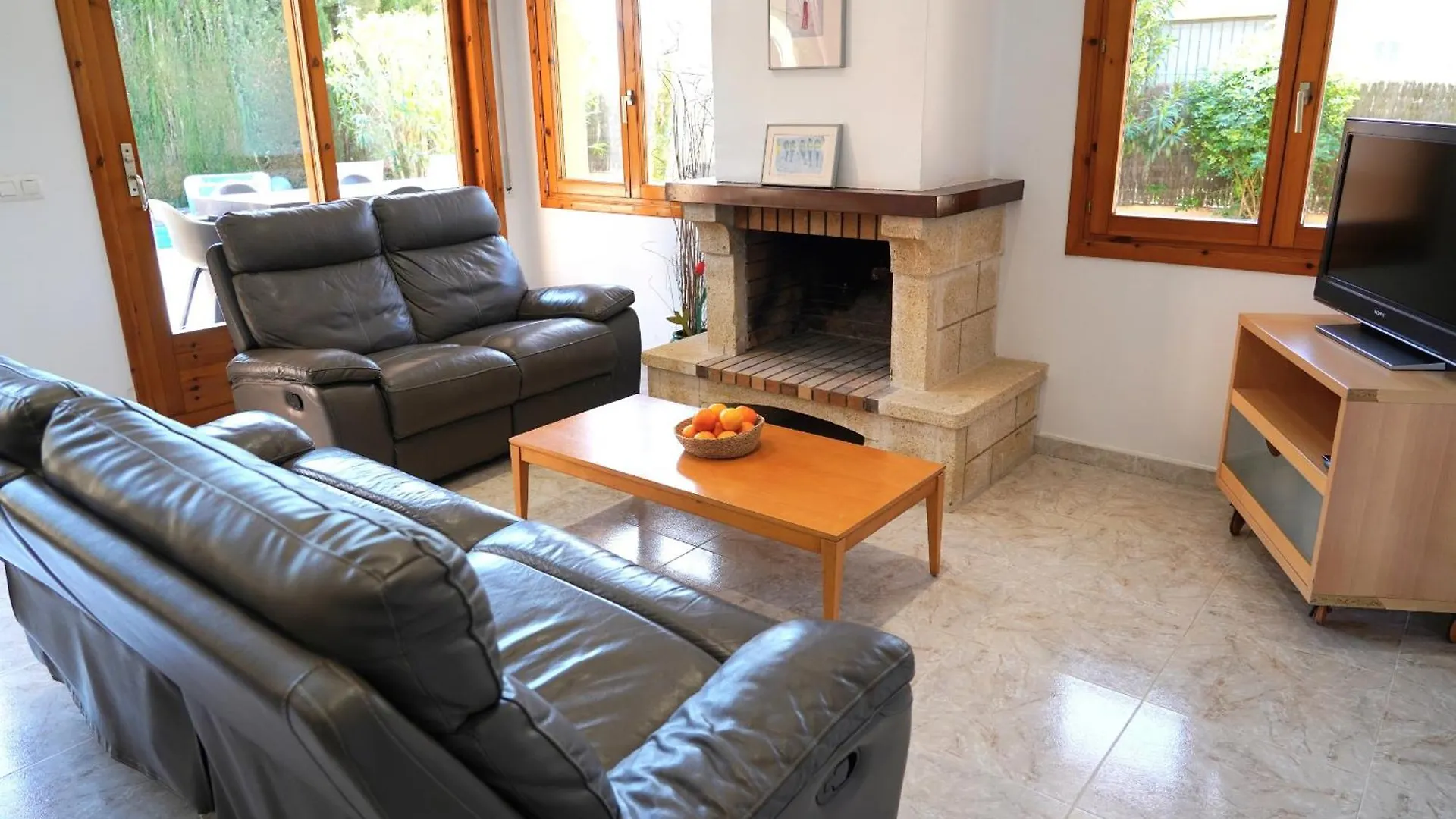 Superb Villa Near Sandy Beach Sant Pere Pescador 0*,  Spagna